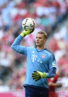 Fussball 1. Bundesliga Saison 15/16: Torwart Manuel Neuer (FC Bayern Muenchen)