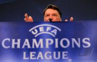 FUSSBALL International CHL 09/10: Trainer Louis van Gaal (FCB)