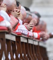 Rom Frohnleichnam Messe Petersplatz