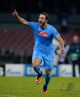 FUSSBALL  CHL  Saison 2013/2014: JUBEL Gonzalo Higuain (SSC Neapel)