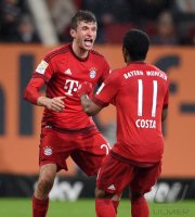 Fussball 1. Bundesliga 15/16: FC Augsburg - FC Bayern Muenchen