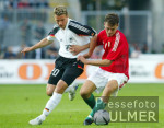 Fussball: Deutschland - Ungarn, Zweikampf