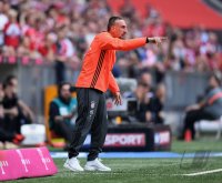 Fussball 1. Bundesliga Saison 16/17: FC Bayern Muenchen - 1. FC Koeln