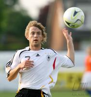 Fussball International: U17: Deutschland, SAUERBIER Einzelaktion