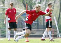 Fussball:  Leistungstests der deutschen Fussball Nationalmannschaft in Duesseldorf 24.04.2006