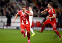 Fussball 1. Bundesliga  Saison  2025/2026  13. Spieltag 
VfB Stuttgart - FC Bayern Muenchen