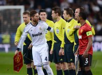 FUSSBALL INTERNATIONAL CHL ACHTELFINALE 12/13: Real Madrid - Manchester United FC