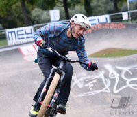 3 in One Treffpunkt unter der B28 Bruecke in Tuebingen