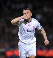 FUSSBALL  International CHL 09/10: Olympique lyon - FC Bayern  Muenchen