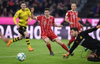 Fussball  1.Bundesliga   Saison 17/18: FC Bayern Muenchen - Borussia Dortmund