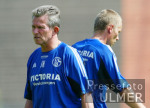 Fussball 1. Bundesliga: Training S04, Trainer Jupp Heynckes