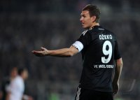 Fussball: 1. Bundesliga Saison 2010/2011: Wolfsburg, DZEKO