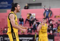 Basketball 2. Bundesliga 2021/2022: Tigers Tuebingen - ROEMERSTROM Gladiators Trier