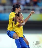 FUSSBALL  Olympia 2008   Viertelfinale Frauen Brasilien - Norwegen