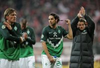 Fussball DFB Pokal 10/11 :  Enttaeuschung Claudio Pizarro (SV Werder Bremen)