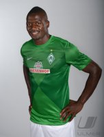 Fussball 1. Bundesliga, Saison 2012/2013, Werder Bremen: Assani Lukimya im exklusiven Pressefoto ULMER Fotoshooting