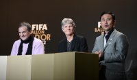 Fussball International  FIFA Ballon d Or 2012: Frauen -Trainer des Jahres 2012