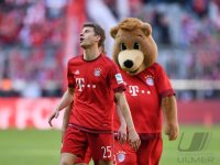 Fussball 1. Bundesliga  Saison 2015/2016: FC Bayern Muenchen - Borussia Moenchengladbach