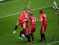 Fussball 1. Bundesliga : JUBEL Thomas Mueller,  Bastian Schweinsteiger, Anatoliy Tymoshchuk , Holger Badstuber  (v.li., FC Bayern Muenchen)