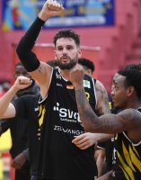 Basketball 2. Bundesliga  19/20: Tigers Tuebingen - Team Ehingen Urspring