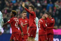 Fussball 1. Bundesliga Saison 15/16: FC Bayern Muenchen -  SV Werder Bemen