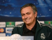 FUSSBALL INTERNATIONAL  CHL ACHTELFINALE 12/13: Trainer Jose Mourinho (Real Madrid)