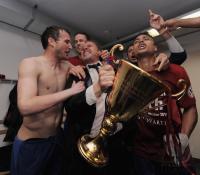 Fussball  International: Schweizer Meister 09/10    FC Basel;    Trainer Fink