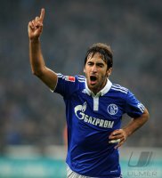 Fussball: 1. Bundesliga Saison 2010/2011: Schalke - Bremen