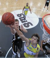 Basketball  1. Bundesliga  10/11  Walter Tigers Tuebingen - Phoenix Hagen