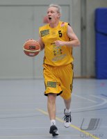 Basketball   UE 40    SV 03 Tuebingen - TV Langen