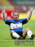 Fussball 1. Bundesliga: Bielefeld, VATA Gestik