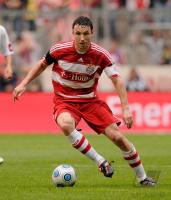 FUSSBALL 1. BUNDESLIGA:  VAN BOMMEL   (Bayern Muenchen)