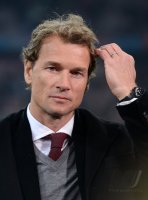 FUSSBALL INTERNATIONAL CHL ACHTELFINALE 12/13: FC Bayern Muenchen - FC Arsenal London