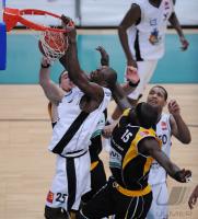 1. Basketball Bundesliga  08/09  Walter Tigers -  Skyliners Frankfurt
