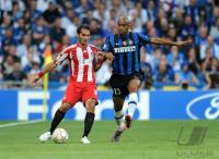 Fussball Champions League Finale: Hamit Altintop (LI, FCB) GEGEN Maicon Douglas Sienando (RE, Inter)