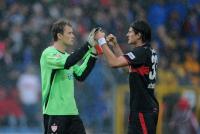 FUSSBALL 1. Bundesliga  LEHMANN  und  GOMEZ (VfB Stuttgart)