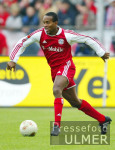 Ze Roberto Einzelaktion am Ball