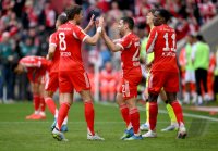 Fussball 1. Bundesliga  Saison  2025/2026  30. Spieltag FC Bayern Muenchen -  VfB Stuttgart