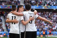 Fussball Europameisterschaft Achtelfinale 2016: Deutschland - Slowakei