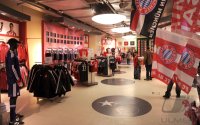 Fussball 1. Bundesliga : FCB Megastore in der Allianz Arena