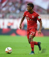 Fussball 1. Bundesliga Saison 15/16: FC Bayern Muenchen - VfB Stuttgart