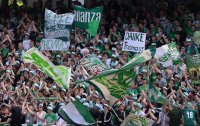 Fussball 1. Bundesliga  Saison  2012/2013: SV Werder Bremen Fans bedanken sich bei Ex Trainer Thomas Schaaf