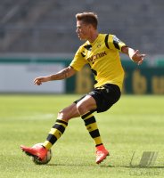Fussball DFB Pokal 1. Runde 14/15: Erik Durm (Borussia Dortmund)
