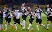 FUSSBALL SERIE A 2013/2014: JUBEL Juventus Turin