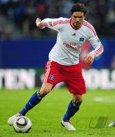 FUSSBALL, 1. BUNDESLIGA, 23. Spieltag: Hamburg, BERG Einzelaktion