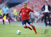 Fussball 1. Bundesliga Saison 17/18: FC Bayern Muenchen -  VfB Stuttgart