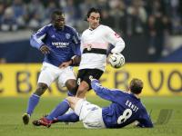 Fussball Uefa-Pokal: Schalke - Palermo, Zweikampf