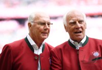 Fussball 1. Bundesliga Saison 16/17: FC Bayern Muenchen - SC Freiburg