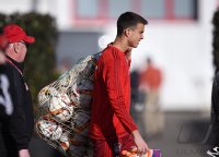 Fussball FC Bayern Muenchen: Testspieler Torwart Lazar Carevic