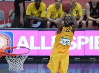 Basketball 1. Bundesliga 14/15 Hauptrunde:  Walter Tigers Tuebingen - MHP RIESEN Ludwigsburg
